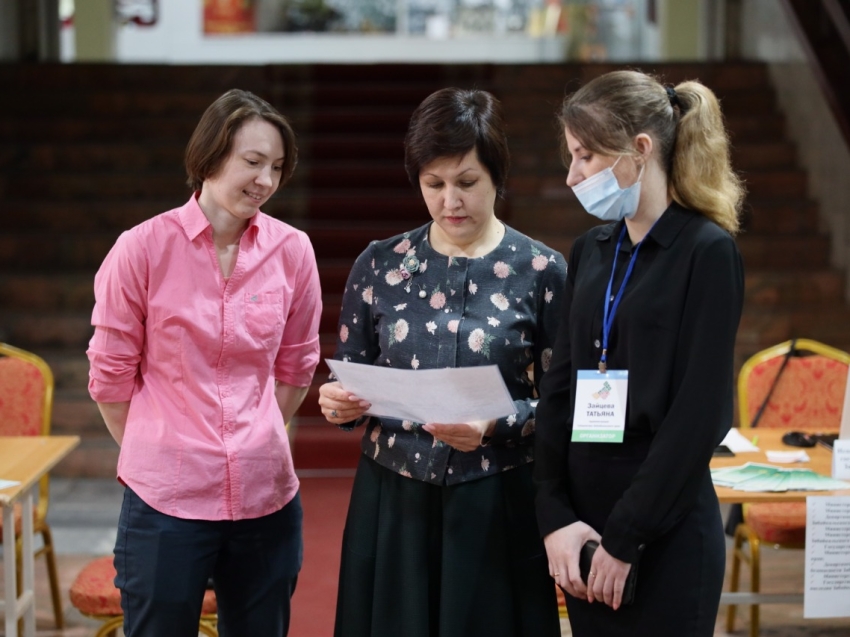 ​Кадровый день вернулся в офлайн: Почти 300 забайкальцев в поисках работы стали участниками проекта